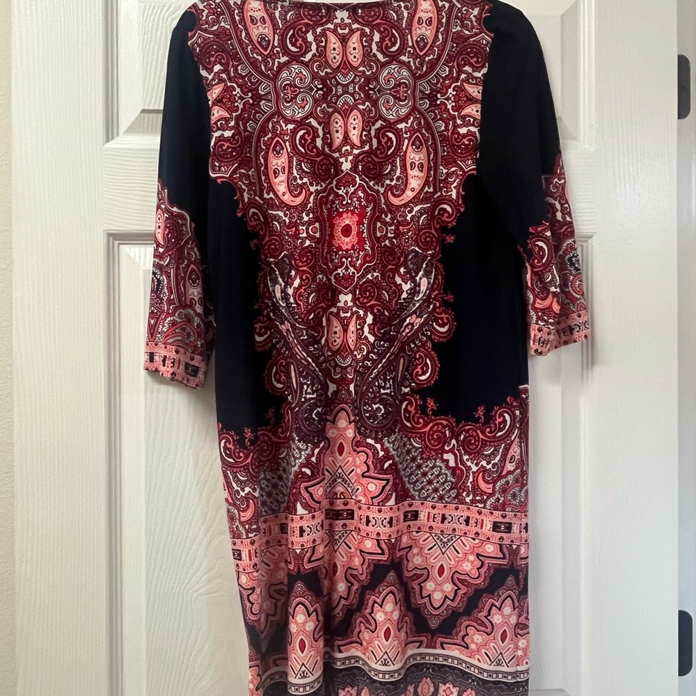 Sandra Darren Red and Navy Paisley Mini Dress